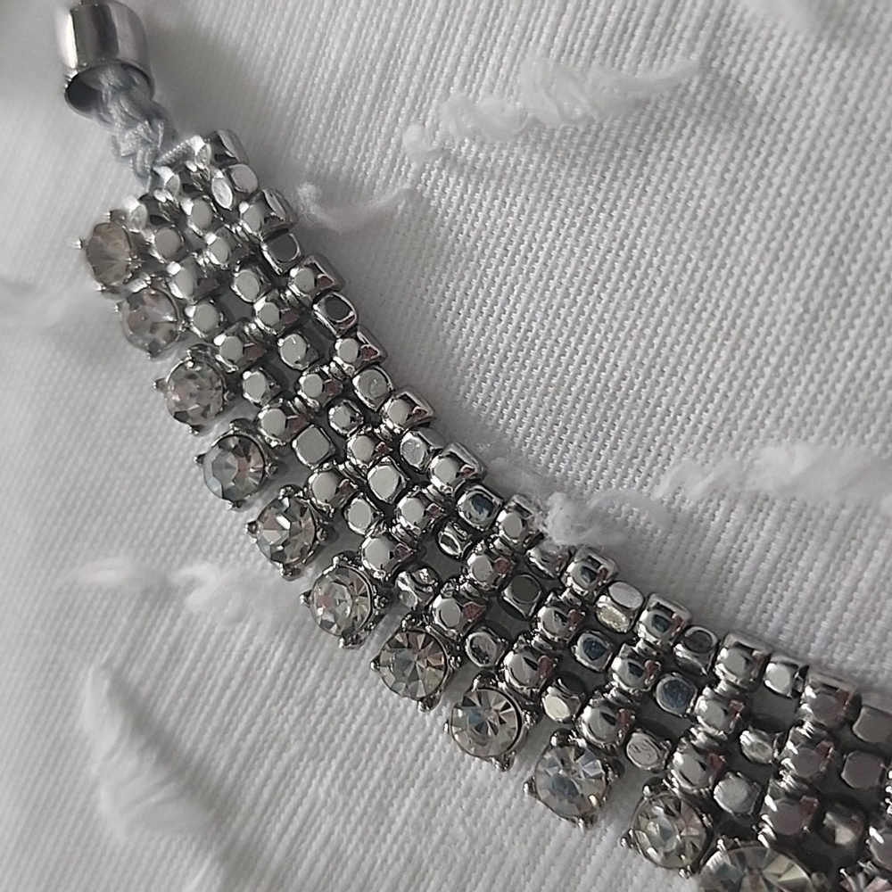 Choker - Picture 3 of 4